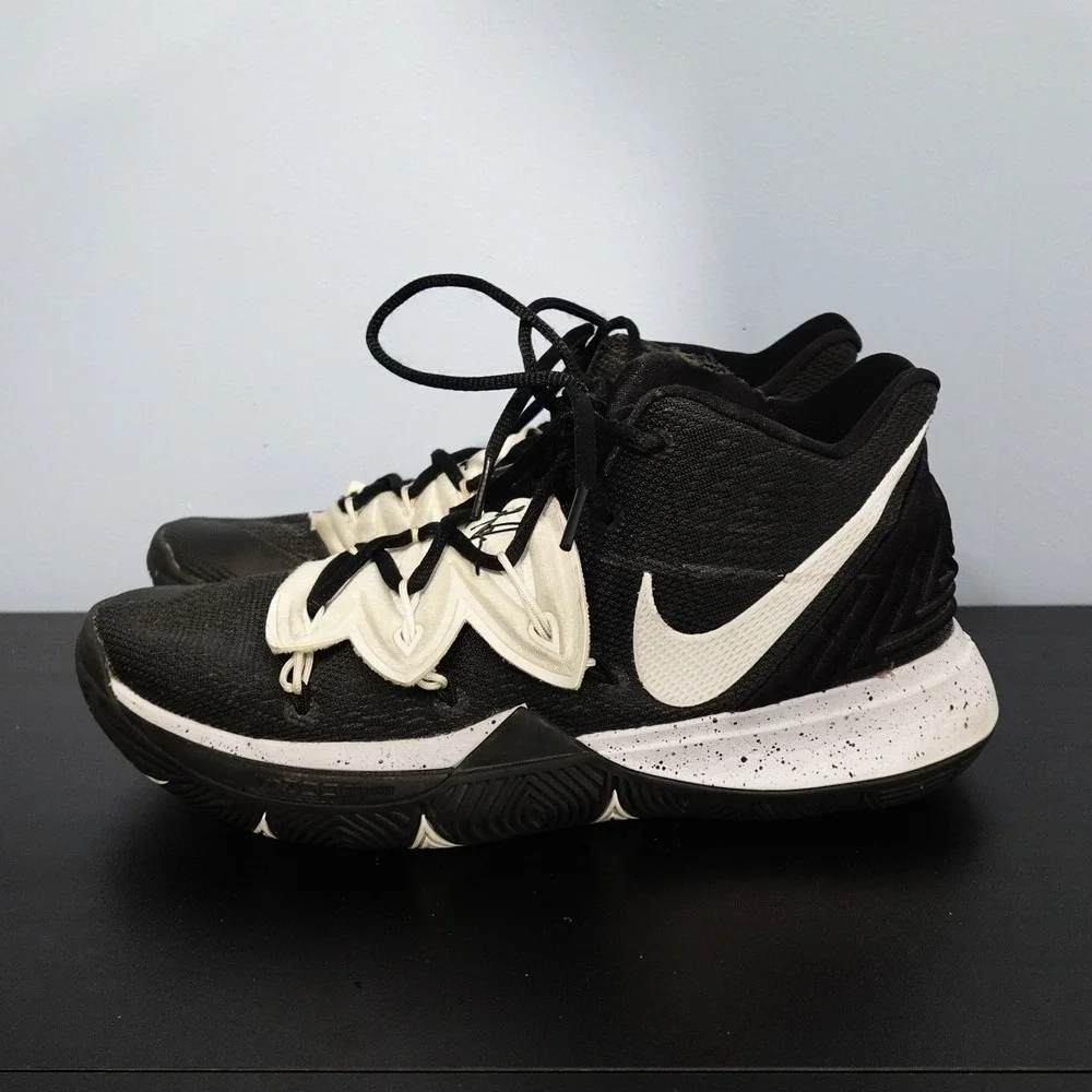 Nike Shoes Mens 9 Kyrie 5 Basketball Shoes‎ Black White Athletic Sneakers